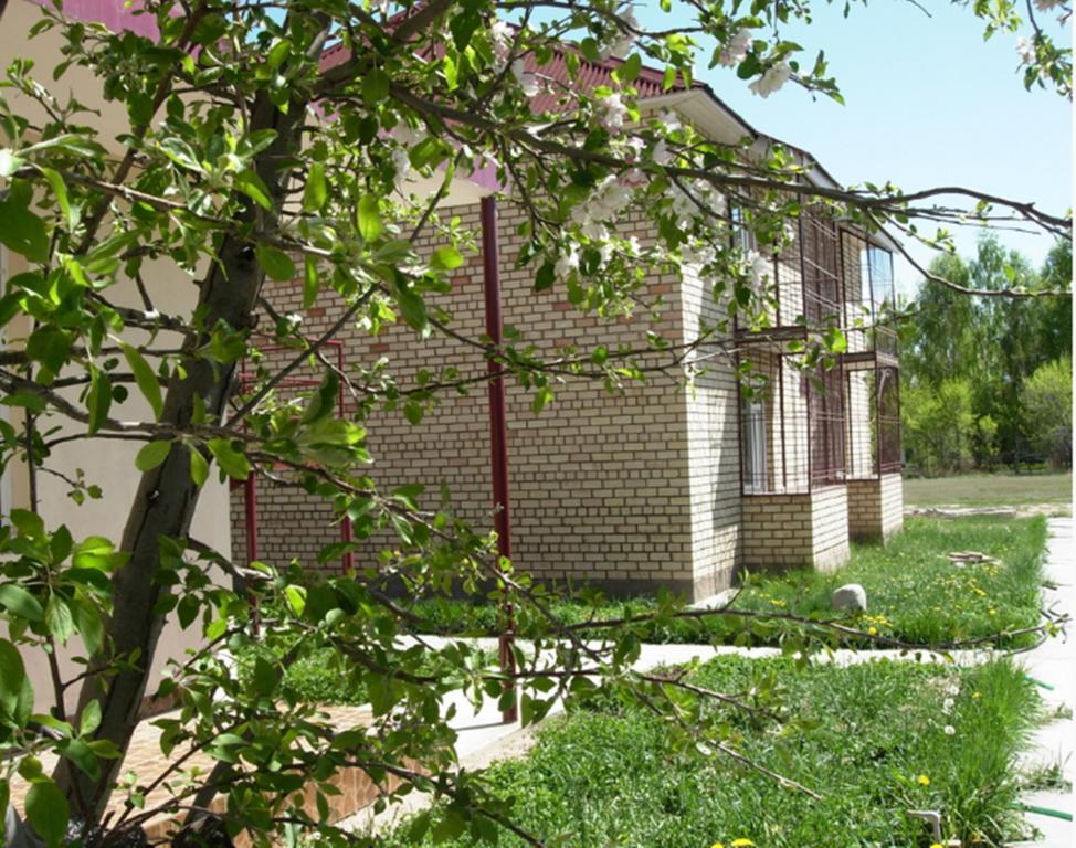 Meerim Murok Bosteri Exterior photo